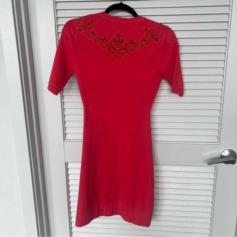 Karen Millen Scalloped Short Sleeve Dress - Picture 2 of 6